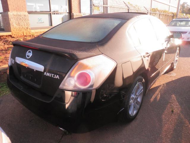 Nissan Altima 2012 photo 2