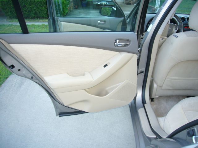 Nissan Altima 2012 photo 18