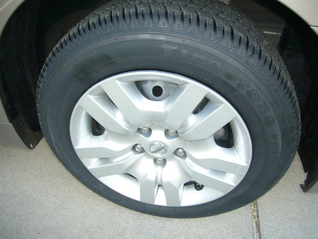 Nissan Altima 2012 photo 2