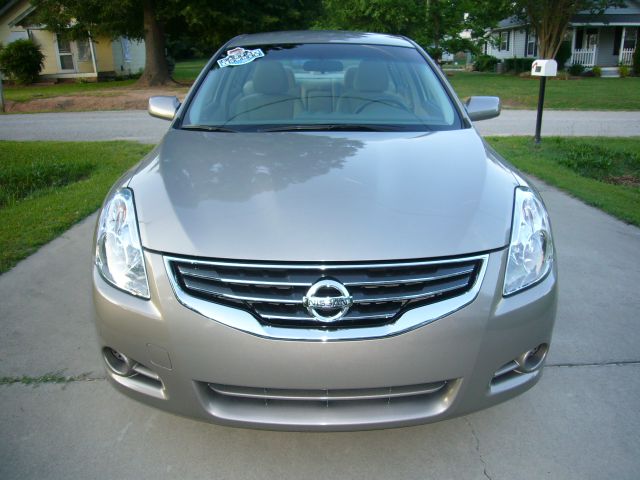 Nissan Altima 2012 photo 26