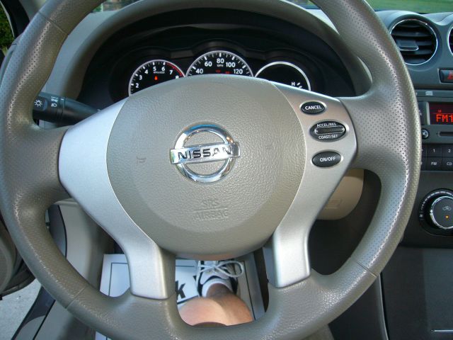 Nissan Altima 2012 photo 5