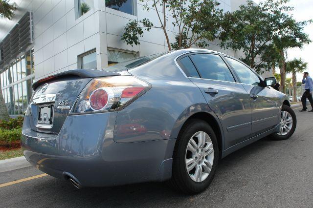 Nissan Altima 2012 photo 4