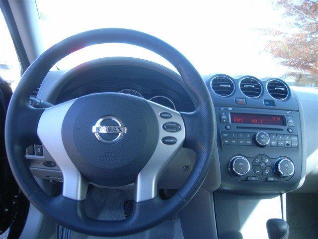 Nissan Altima 2012 photo 5