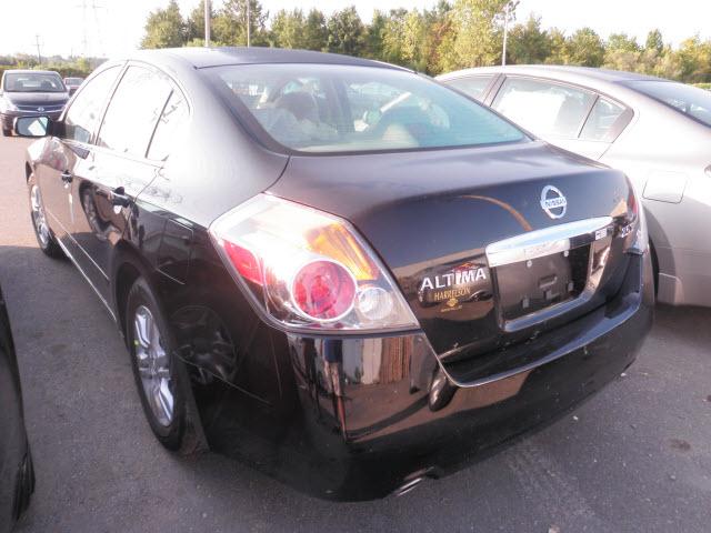 Nissan Altima 2012 photo 1