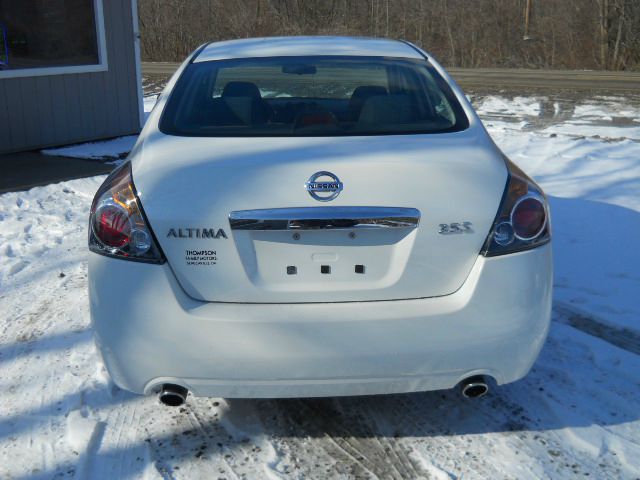 Nissan Altima 2012 photo 1