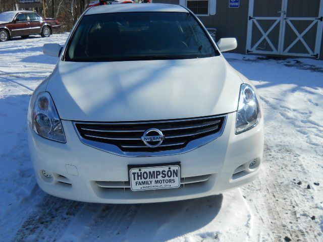 Nissan Altima 2012 photo 3