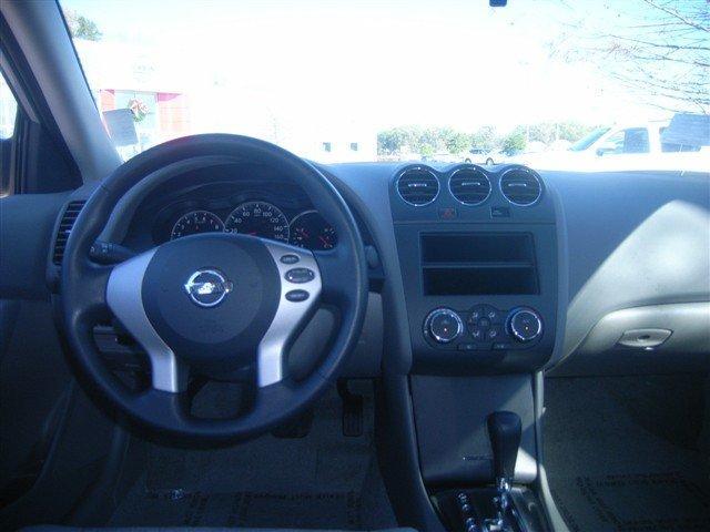 Nissan Altima 2012 photo 5