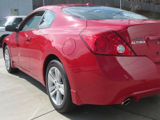 Nissan Altima 2012 photo 5