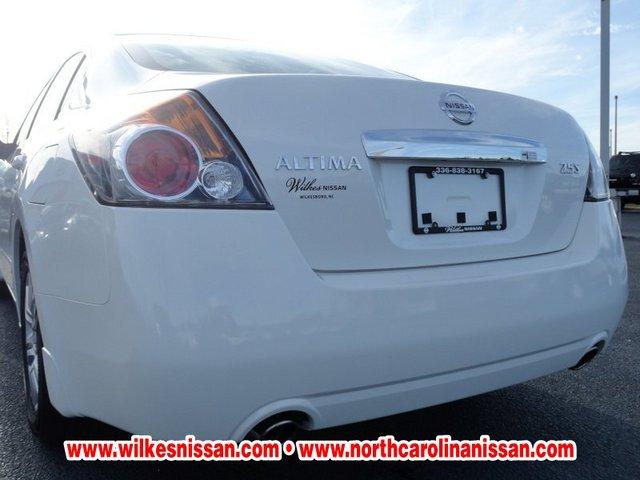 Nissan Altima 2012 photo 5