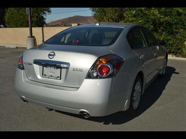 Nissan Altima 2012 photo 5
