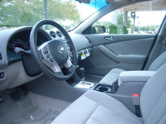 Nissan Altima 2012 photo 3