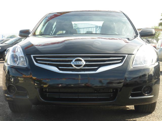 Nissan Altima 2012 photo 4