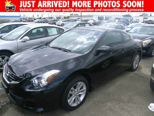 Nissan Altima C/k1500 2WD Extended Cab Coupe