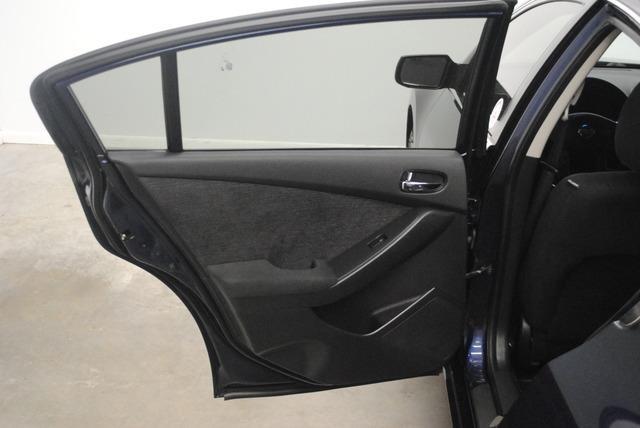 Nissan Altima 2012 photo 14