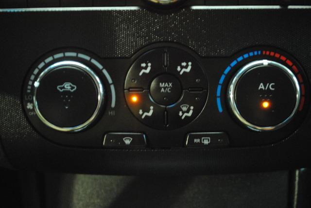 Nissan Altima 2012 photo 18