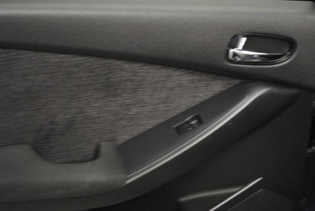 Nissan Altima 2012 photo 8