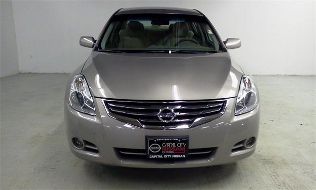 Nissan Altima 2012 photo 1