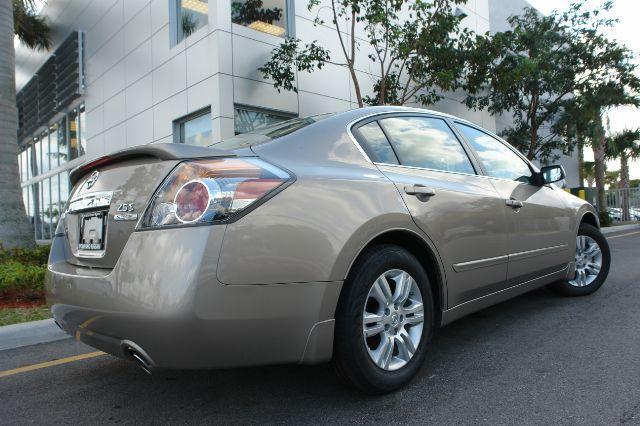Nissan Altima 2012 photo 4