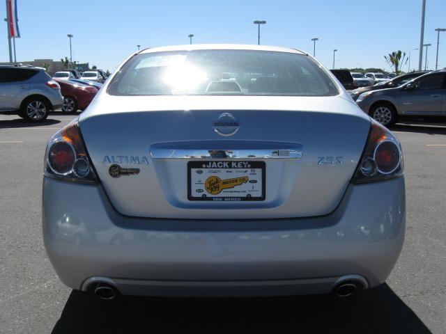 Nissan Altima 2012 photo 5