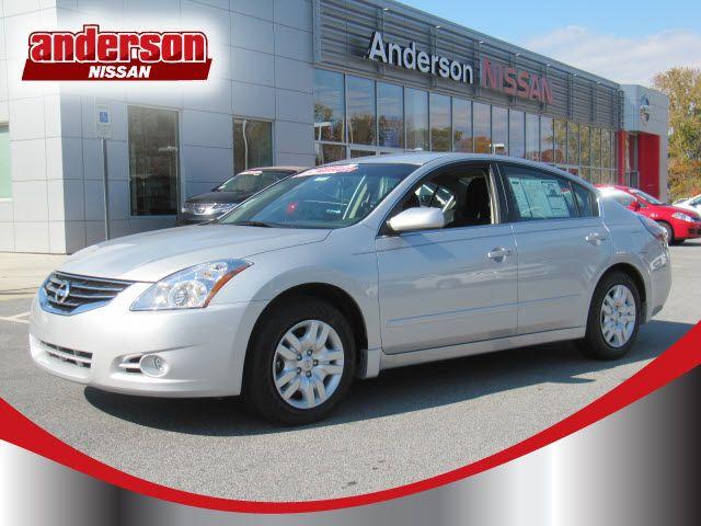 Nissan Altima Pickupslt Quad Cab SWB 4WD 4x4 Truck Sedan