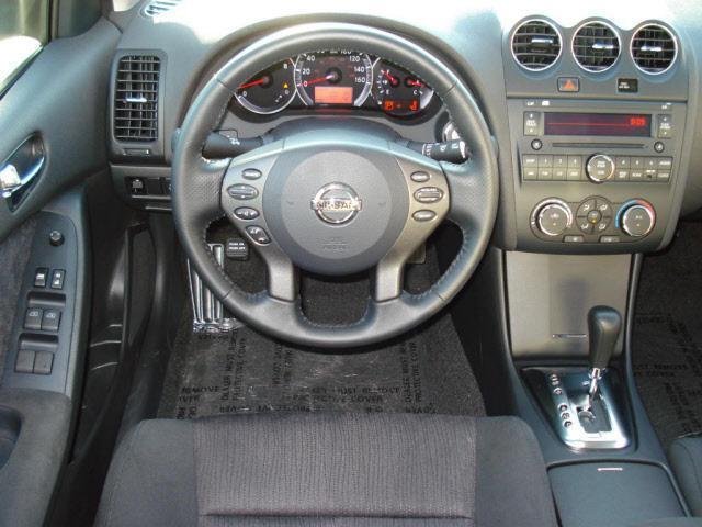 Nissan Altima 2012 photo 4
