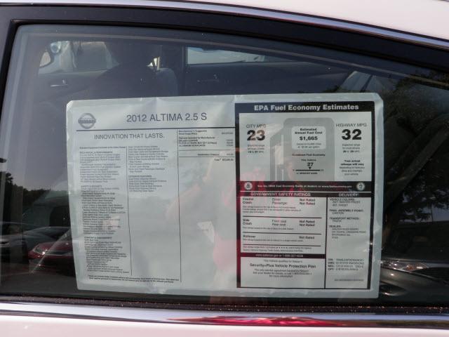 Nissan Altima 2012 photo 3