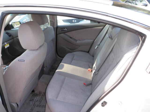 Nissan Altima 2012 photo 4