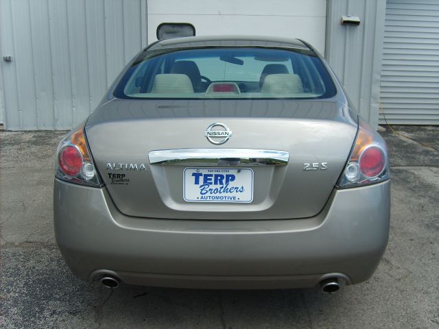Nissan Altima 2012 photo 3