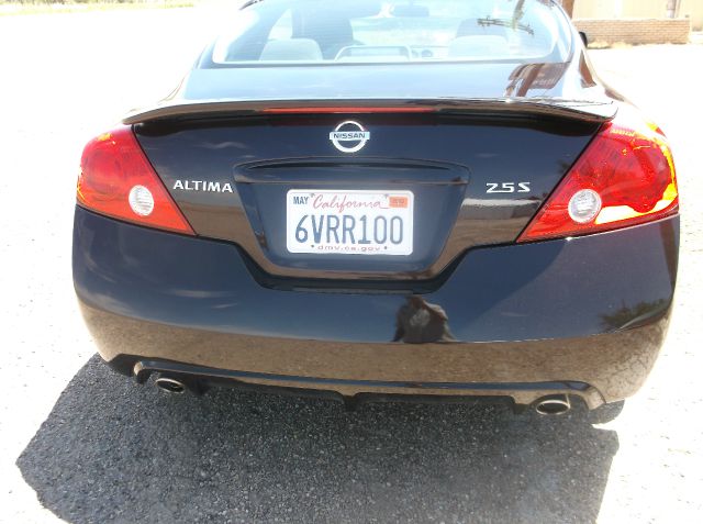 Nissan Altima 2012 photo 2