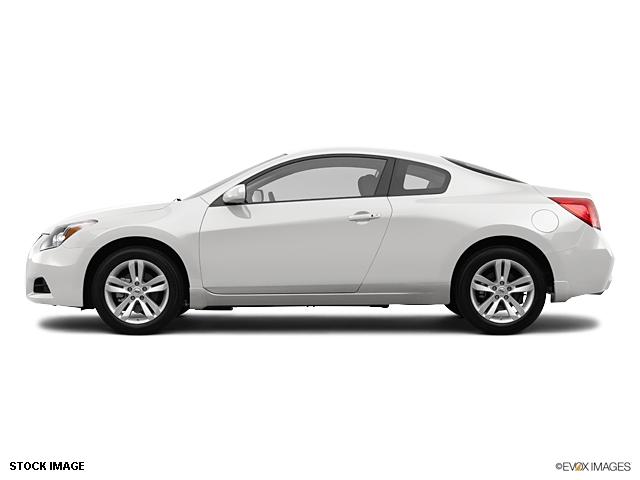 Nissan Altima 2012 photo 2