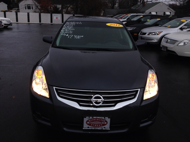 Nissan Altima 2012 photo 1