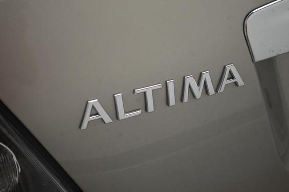 Nissan Altima 2012 photo 14
