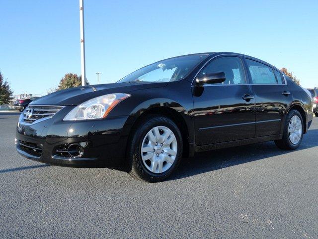 Nissan Altima Pickupslt Quad Cab SWB 4WD 4x4 Truck Sedan