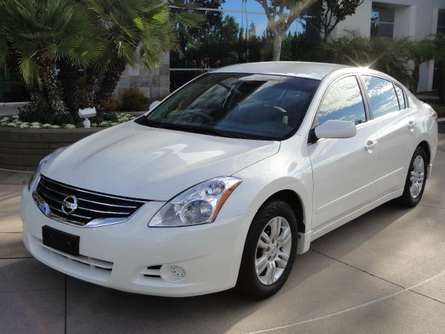Nissan Altima 2012 photo 4