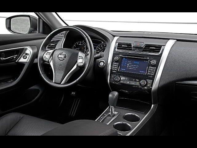 Nissan Altima 2013 photo 2