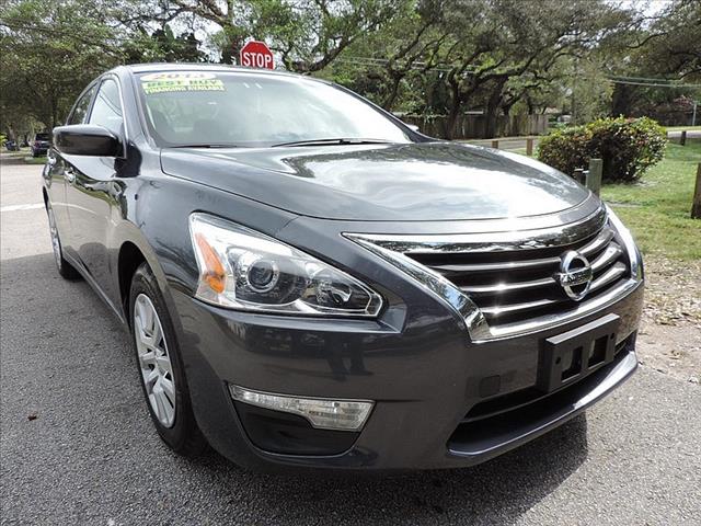 Nissan Altima 2013 photo 3