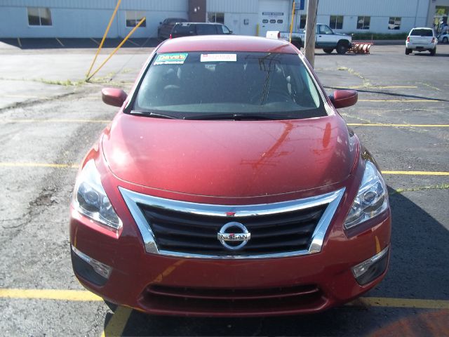 Nissan Altima 2013 photo 4
