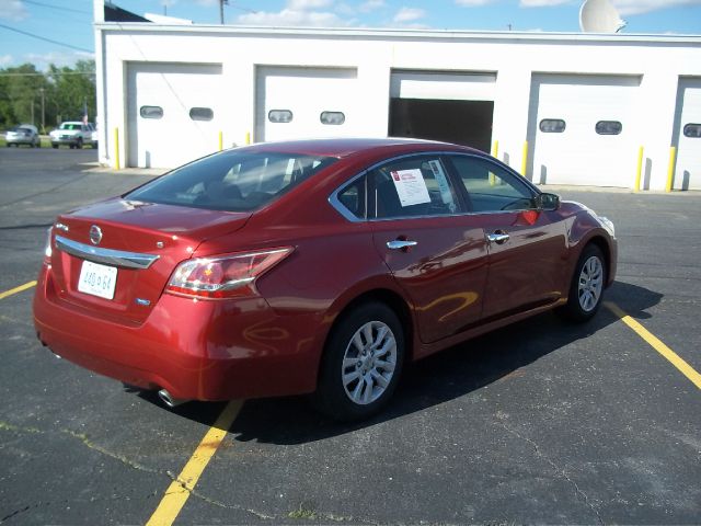 Nissan Altima 2013 photo 7