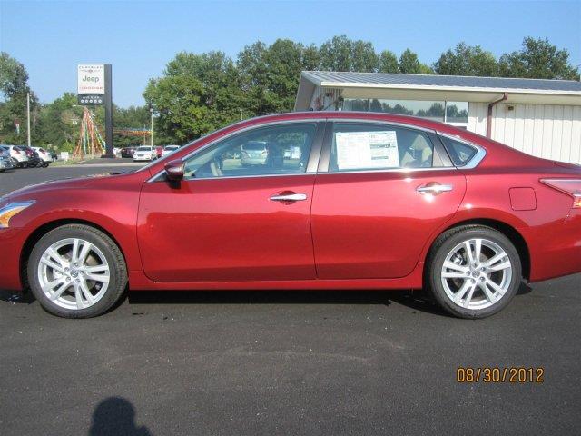 Nissan Altima 2013 photo 3