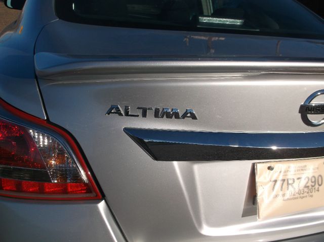 Nissan Altima 2013 photo 0