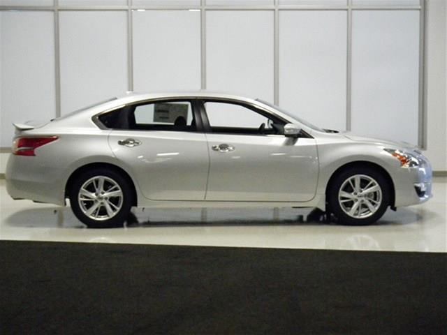 Nissan Altima 2013 photo 4