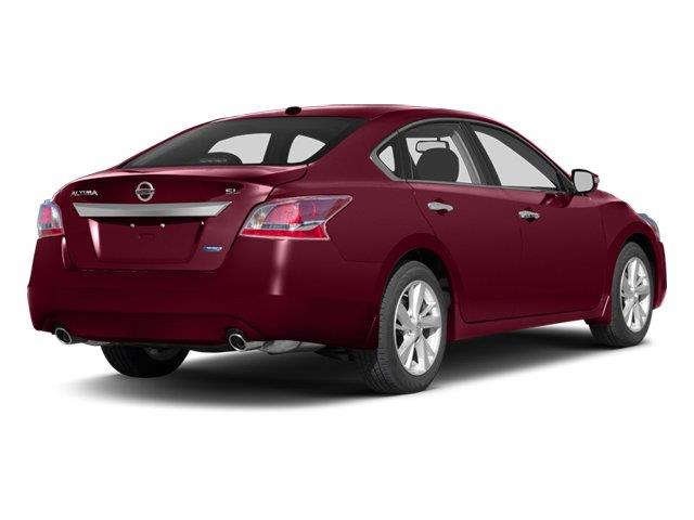 Nissan Altima 2013 photo 2