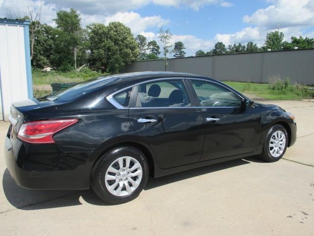 Nissan Altima 2013 photo 1