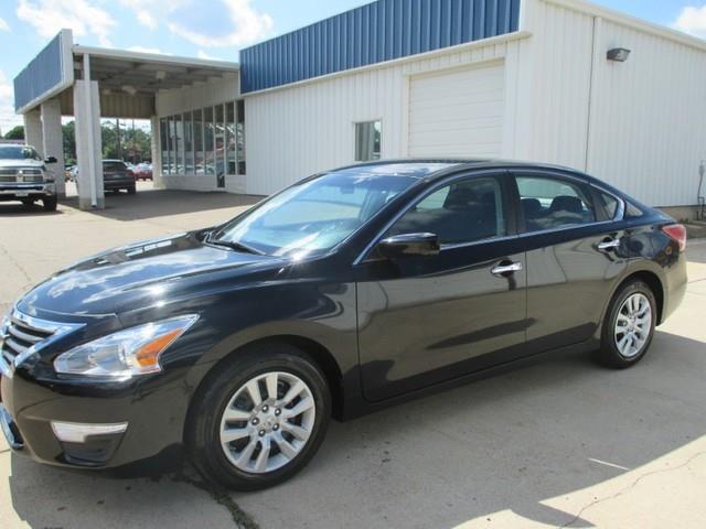 Nissan Altima 2013 photo 2