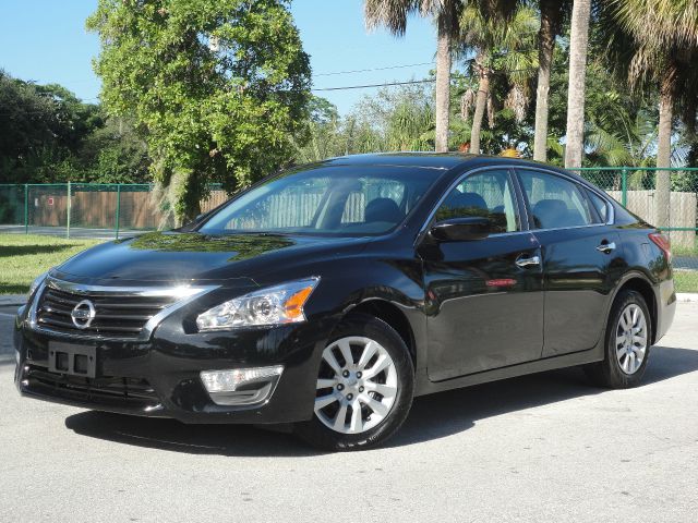 Nissan Altima 2013 photo 4