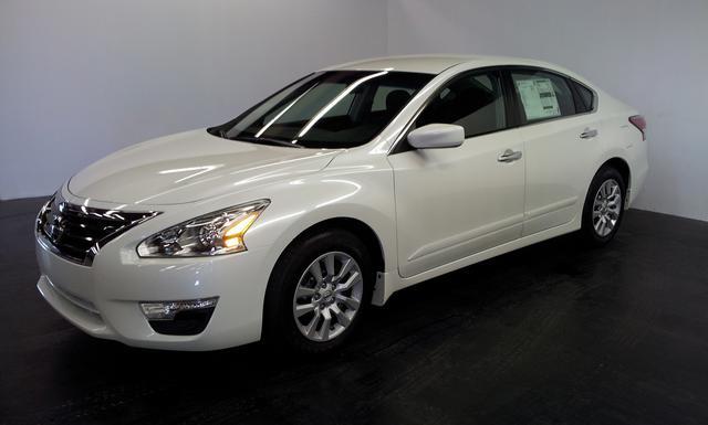 Nissan Altima 2013 photo 3