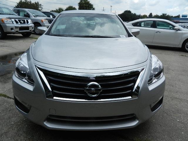 Nissan Altima 2013 photo 3