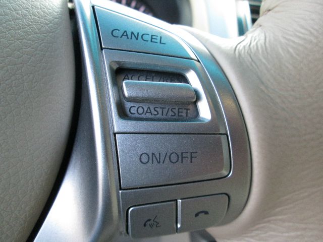 Nissan Altima 2013 photo 10