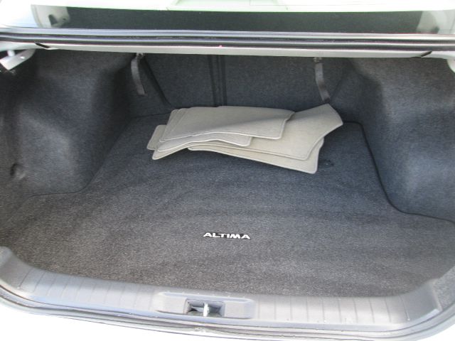 Nissan Altima 2013 photo 11
