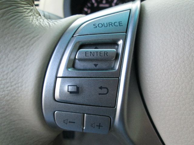 Nissan Altima 2013 photo 17